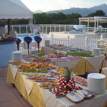 מרינה די פיאטרסנטה Hotel Residence Villa Marzia מראה חיצוני תמונה
