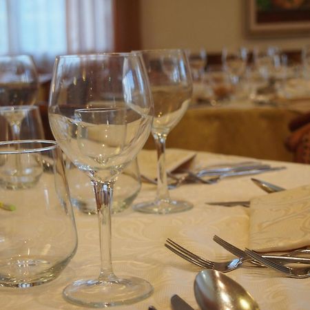 מרינה די פיאטרסנטה Hotel Residence Villa Marzia מראה חיצוני תמונה