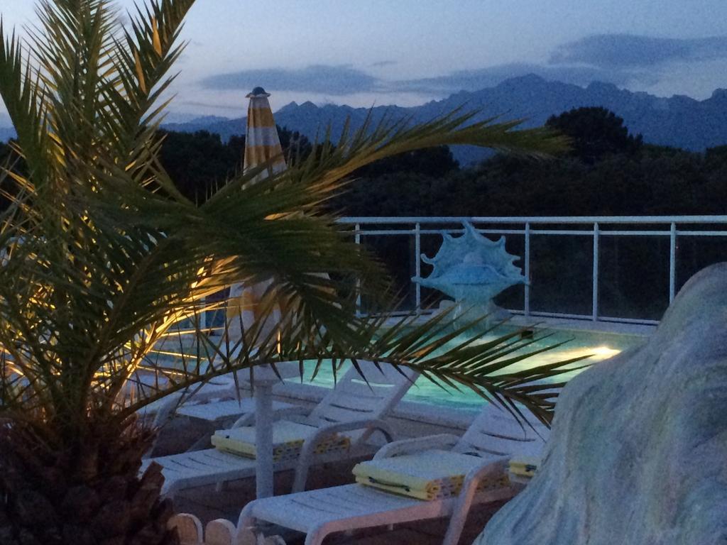 מרינה די פיאטרסנטה Hotel Residence Villa Marzia מראה חיצוני תמונה