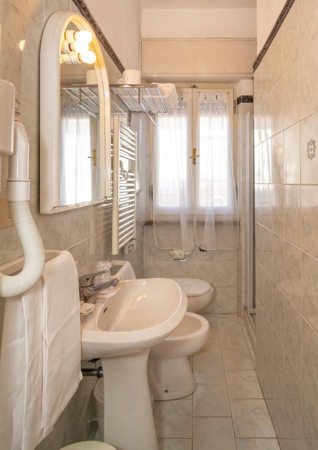 מרינה די פיאטרסנטה Hotel Residence Villa Marzia מראה חיצוני תמונה